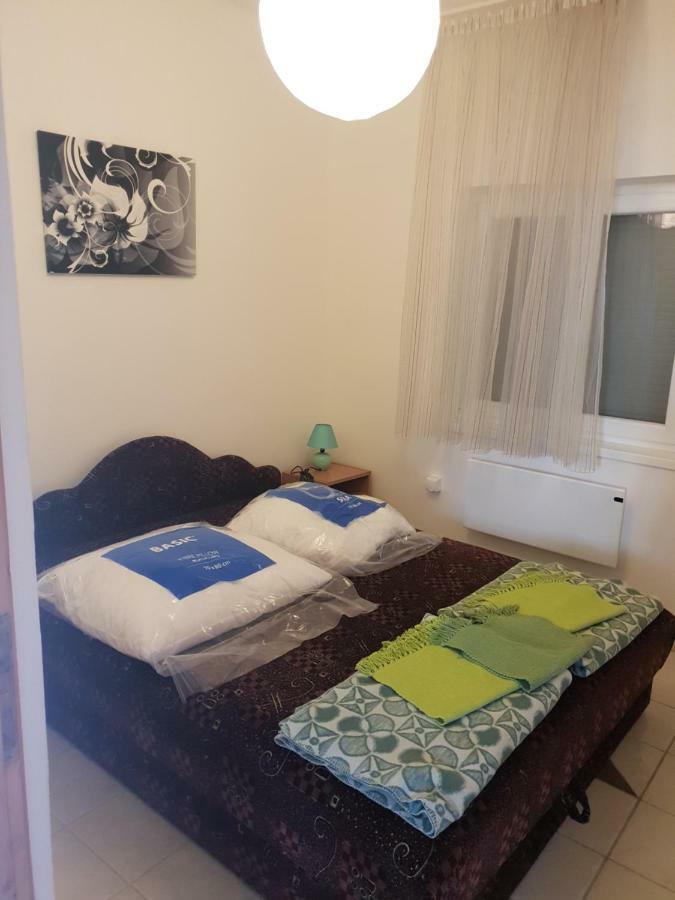 Zseki Apartman Хайдусобосло Экстерьер фото